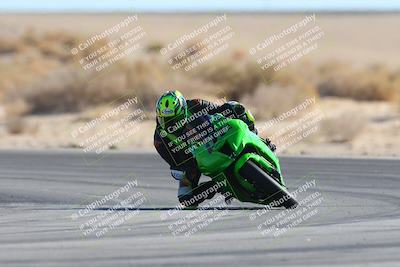 media/Jan-10-2025-CVMA Friday Practice (Fri) [[489e0da257]]/Group 4 and Trackday/Session 4 (Turn 16)/